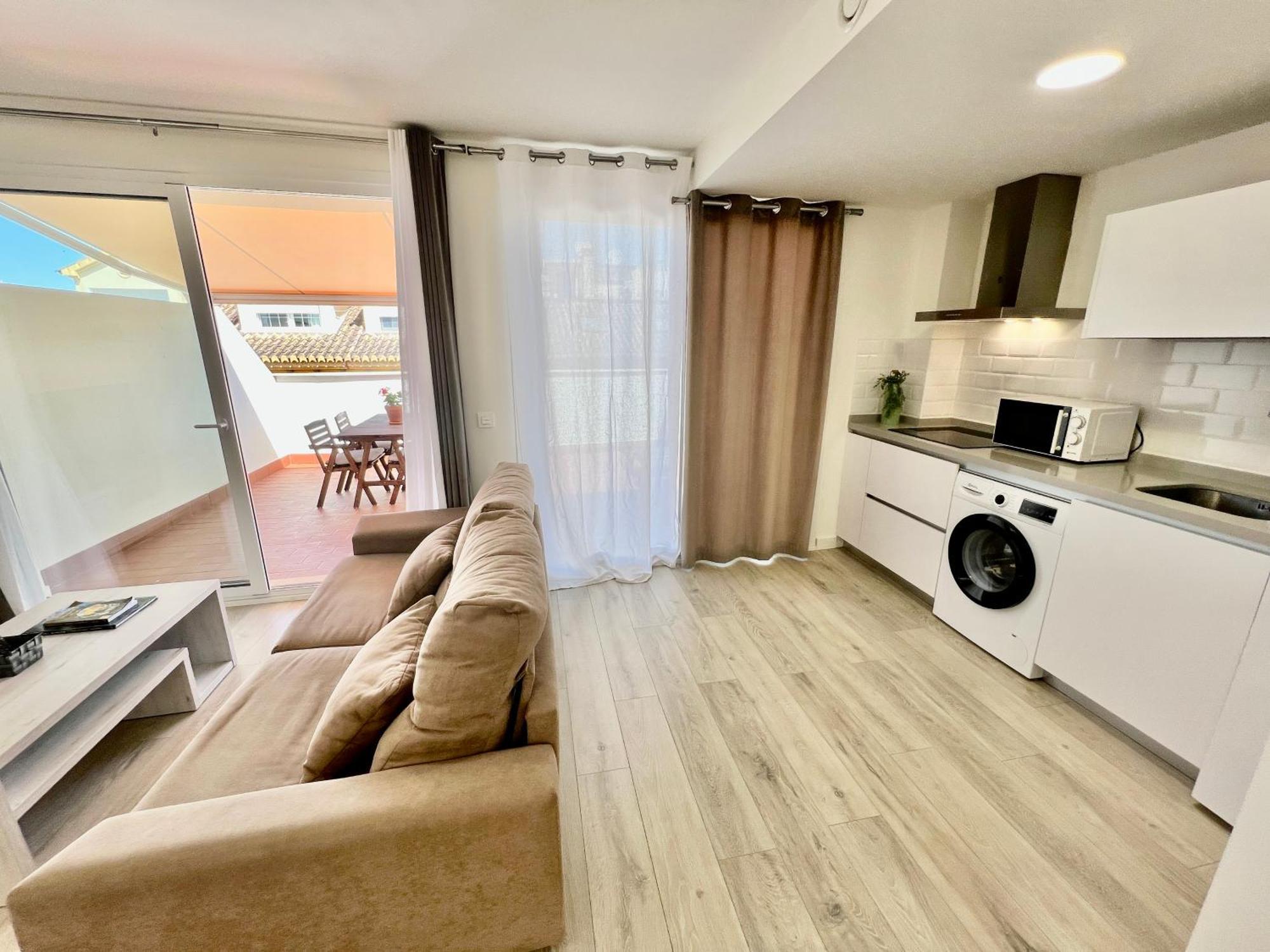 Apartamentos Rincon Del Mar Torre Del Mar Exterior photo