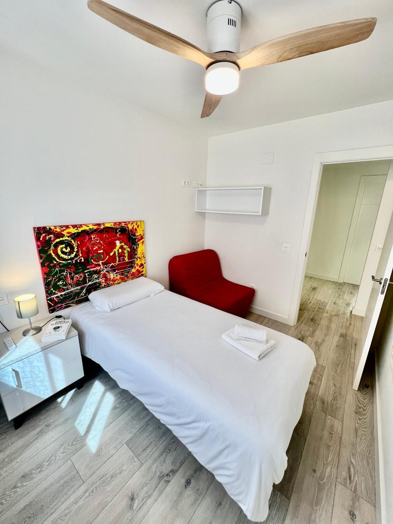 Apartamentos Rincon Del Mar Torre Del Mar Exterior photo