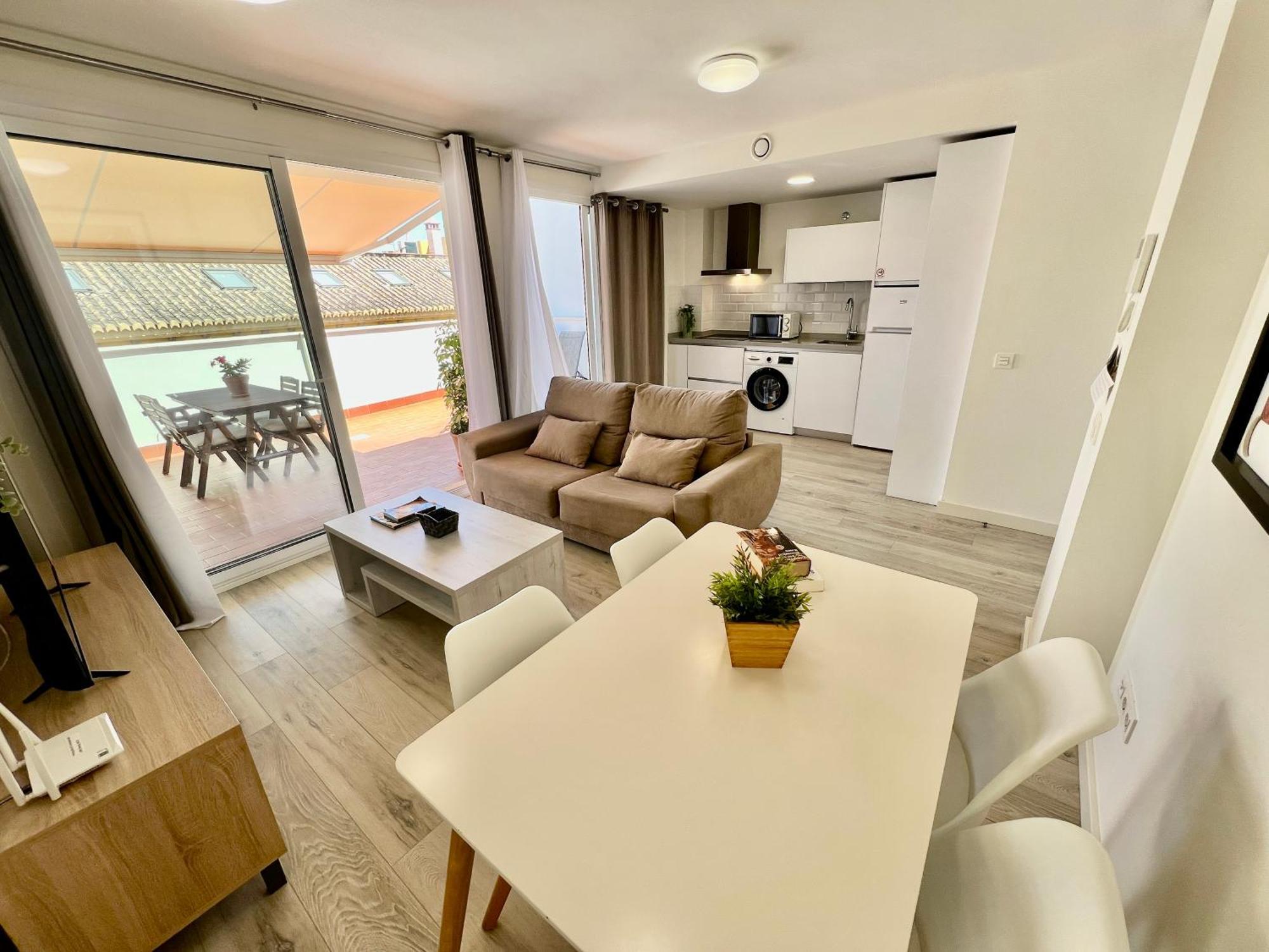 Apartamentos Rincon Del Mar Torre Del Mar Exterior photo