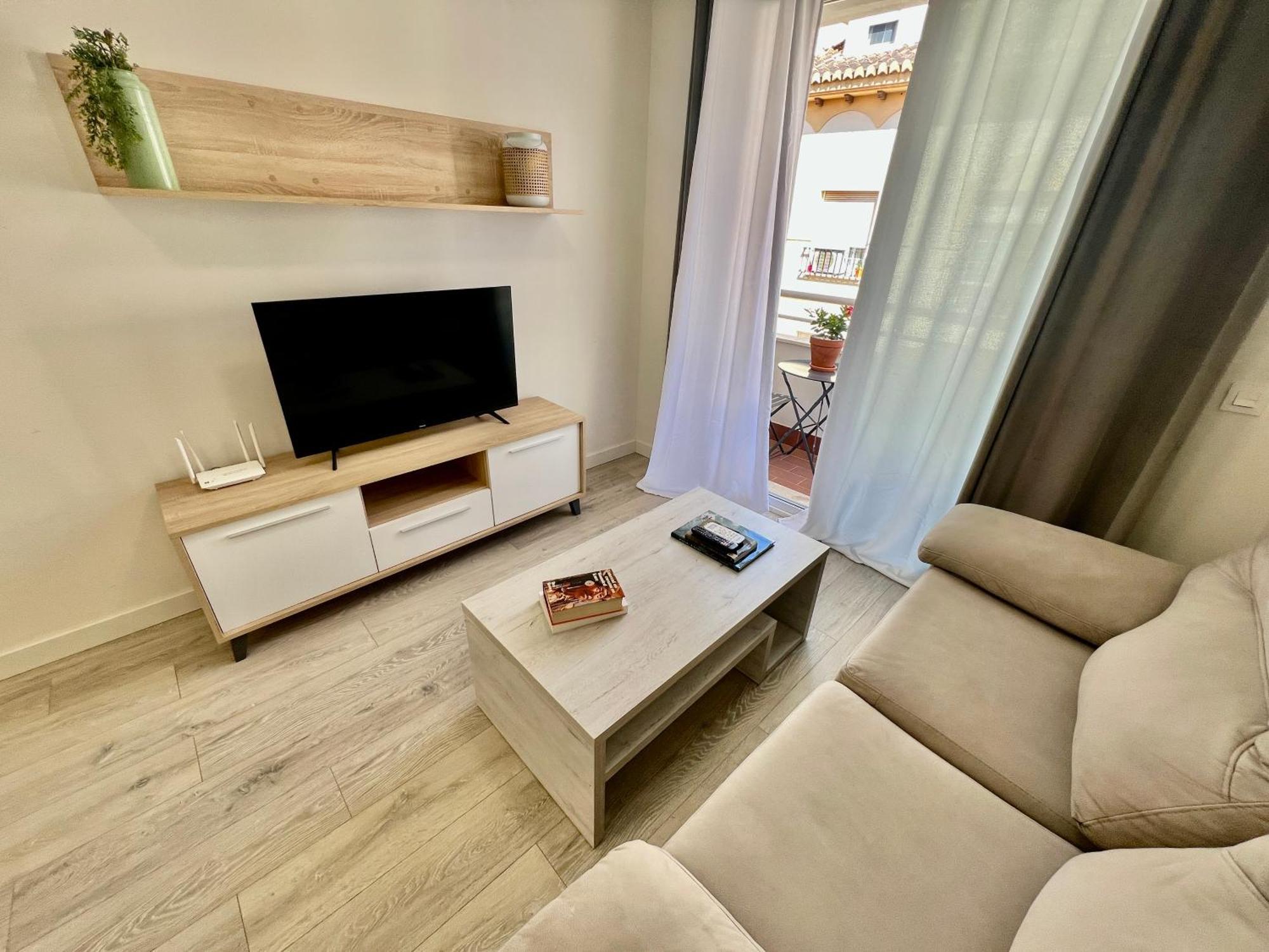 Apartamentos Rincon Del Mar Torre Del Mar Exterior photo